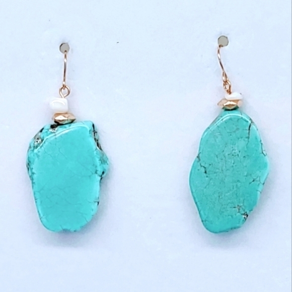 Hand Crafted Jewelry - SLICED HOWLITE GOLD TONE STAINLESS STEEL HOOK EARRINGS